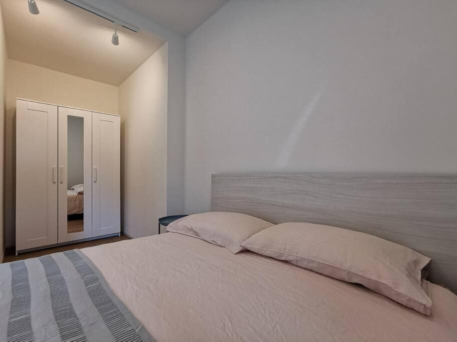 Experience The Loft! Loft 18, Downtown, Near The Lake Free Parking Available Лугано Экстерьер фото